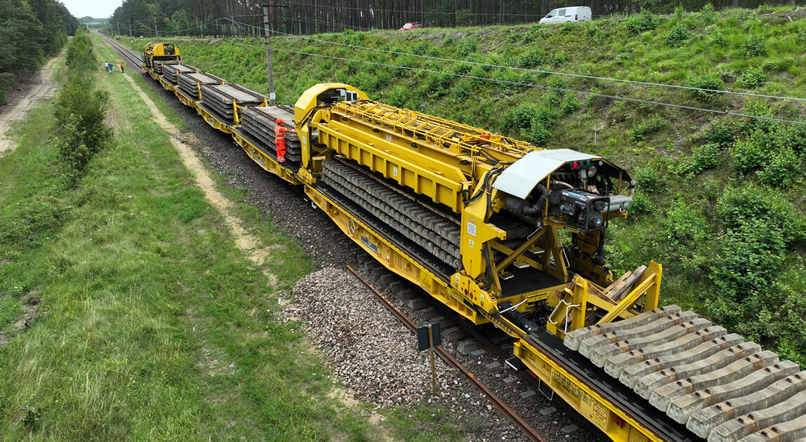 Prace torowe z użyciem PUN na trasie Tomaszów Mazowiecki – Radzice, plk