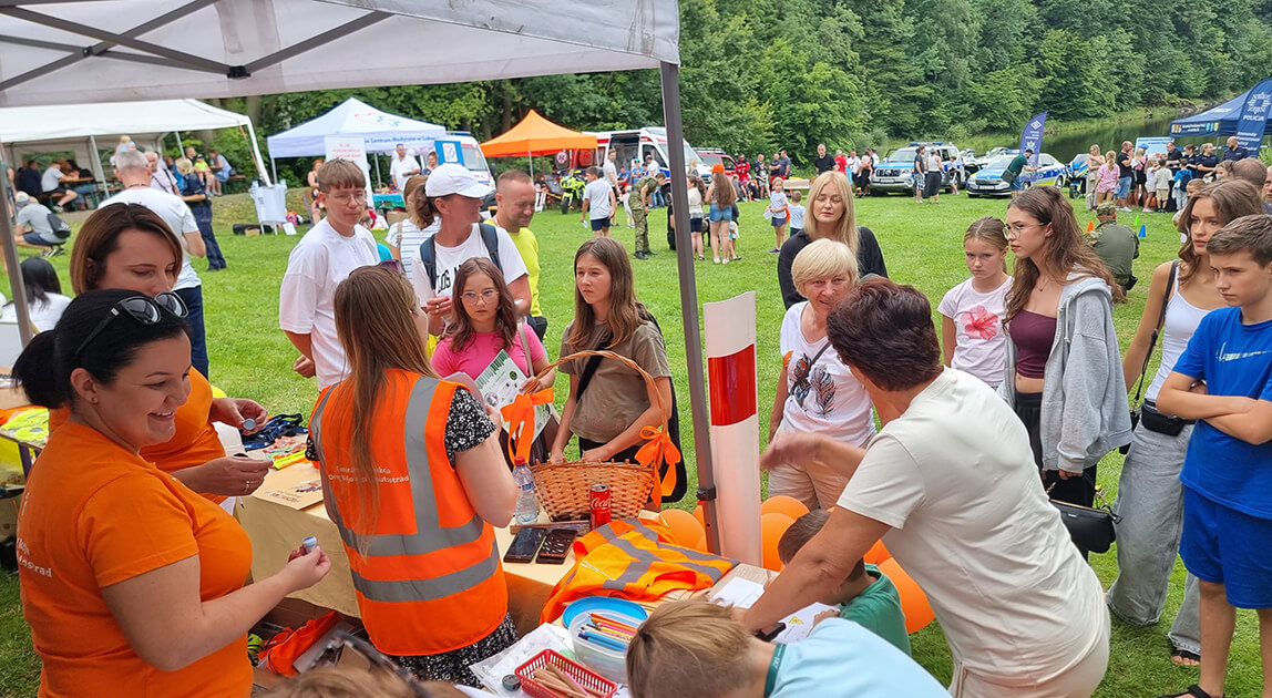 Festyn Bezpieczeństwa w Przystani Żeglarskiej „Izery” – stoiska edukacyjne GDDKiA