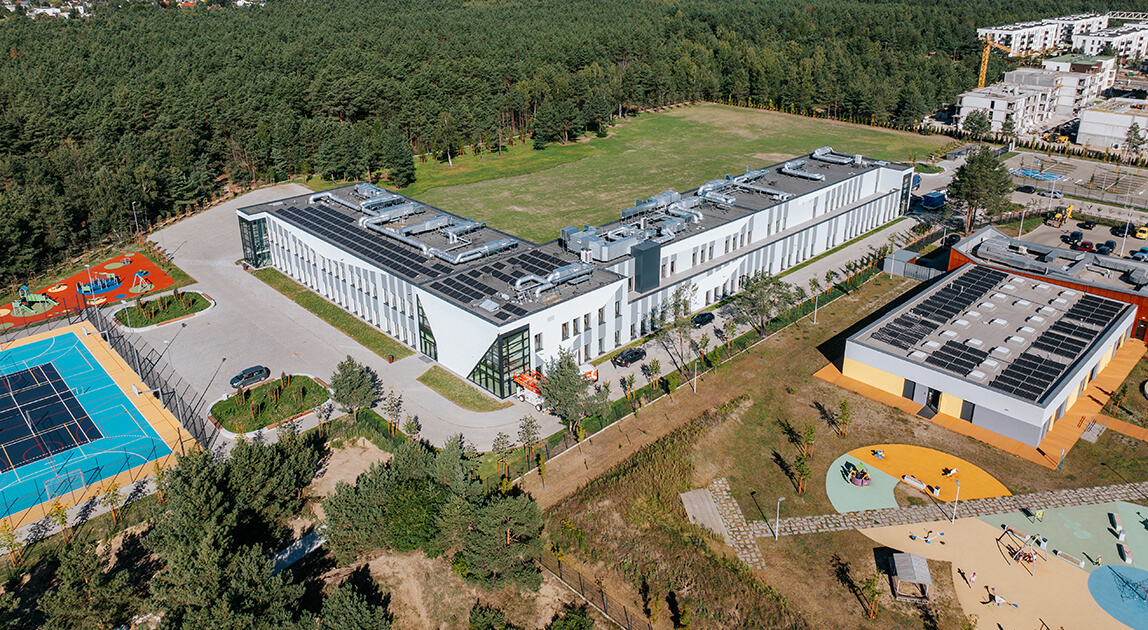 Szkoła Podstawowa Nr 4 na osiedlu Jar w Toruniu