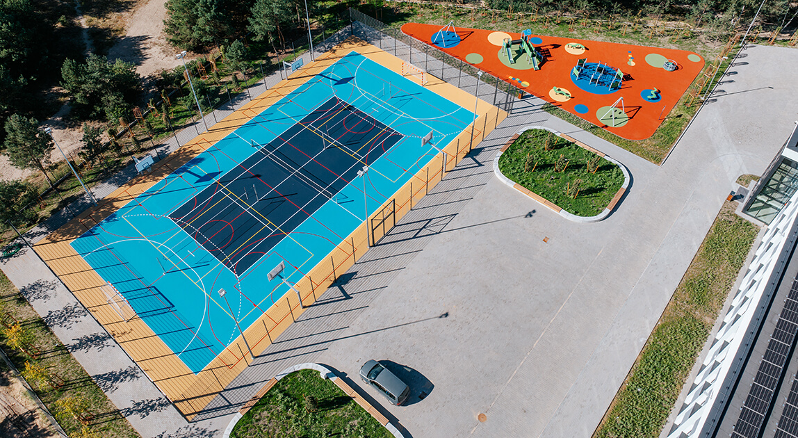 Szkoła Podstawowa Nr 4 na osiedlu Jar w Toruniu