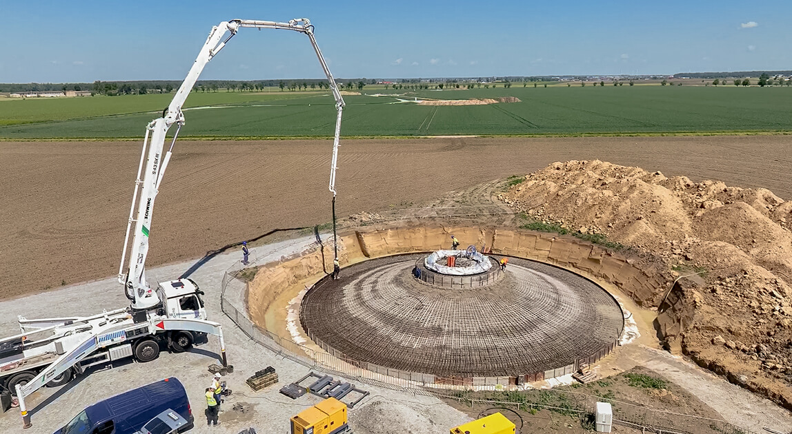 Budowa fundamentów farmy wiatrowej Miejska Górka