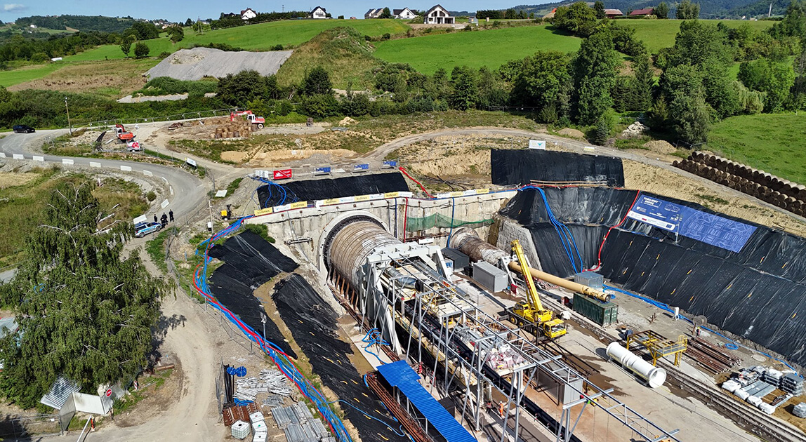 budowa tunelu pod Pisarzową część projektu Podłęże - Piekiełko, PLK