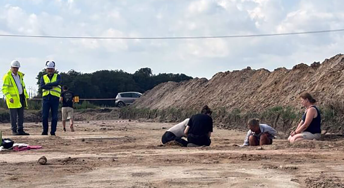 odkrycie pochówku podczas budowy gazociągu w Orłowie