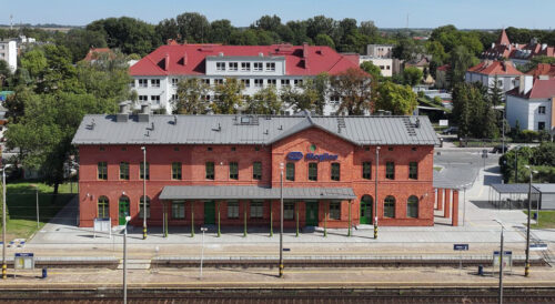 Zmodernizowany dworzec kolejowy w Mogilnie, PKP