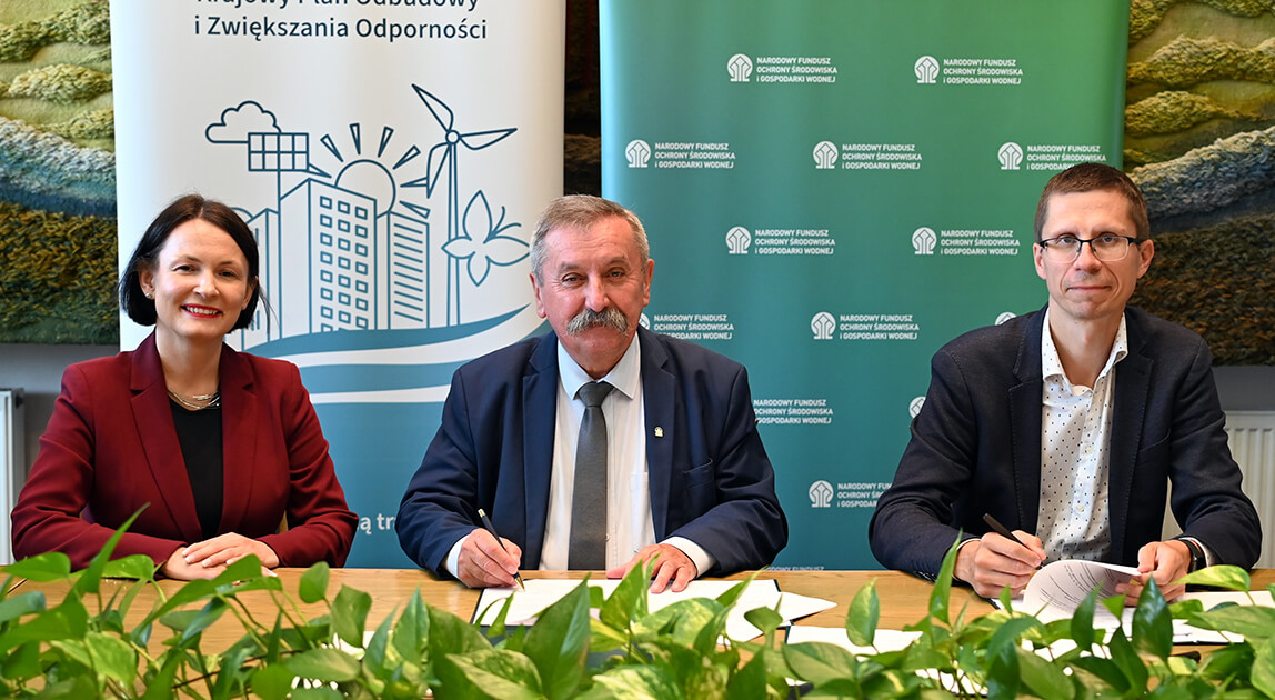 Dofinansowanie z KPO na termomodernizację 25 szkół i przeszkoli w Warszawie, NFOŚiGW,