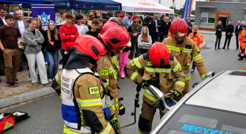 Pokaz akcji ratowniczej podczas Europejskiego Tygodnia Mobilności i Bezpieczeństwa