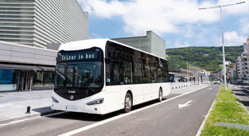 10 autobusów elektrycznych Irizar dla Warszawy