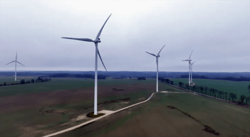 TAURON farma wiatrowa Warblewo – widok turbin wiatrowych”