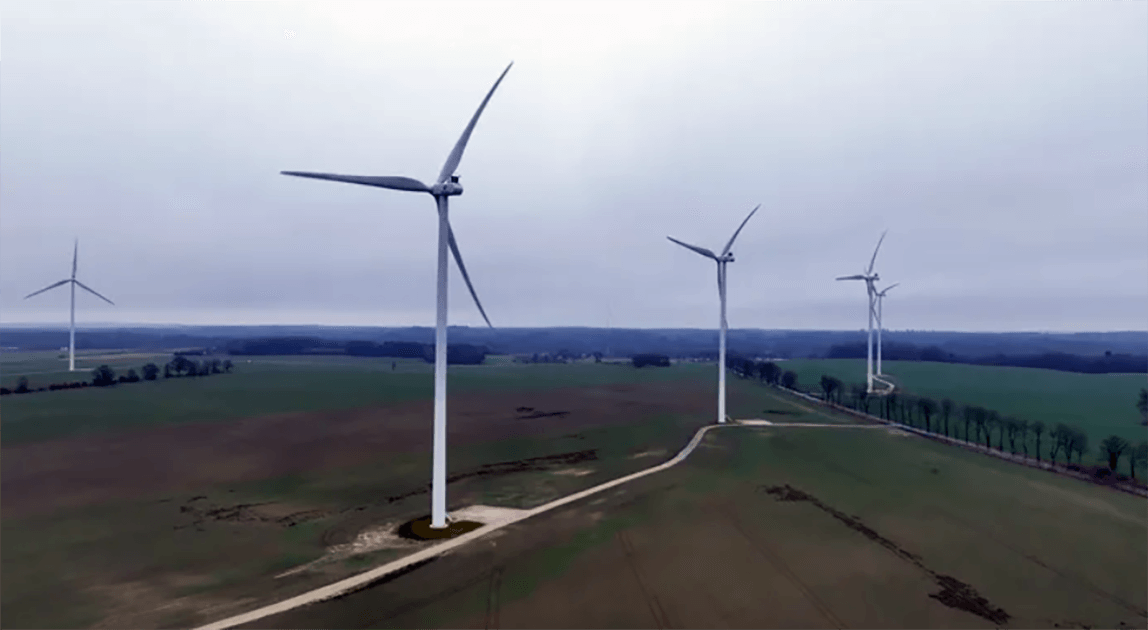 TAURON farma wiatrowa Warblewo – widok turbin wiatrowych”