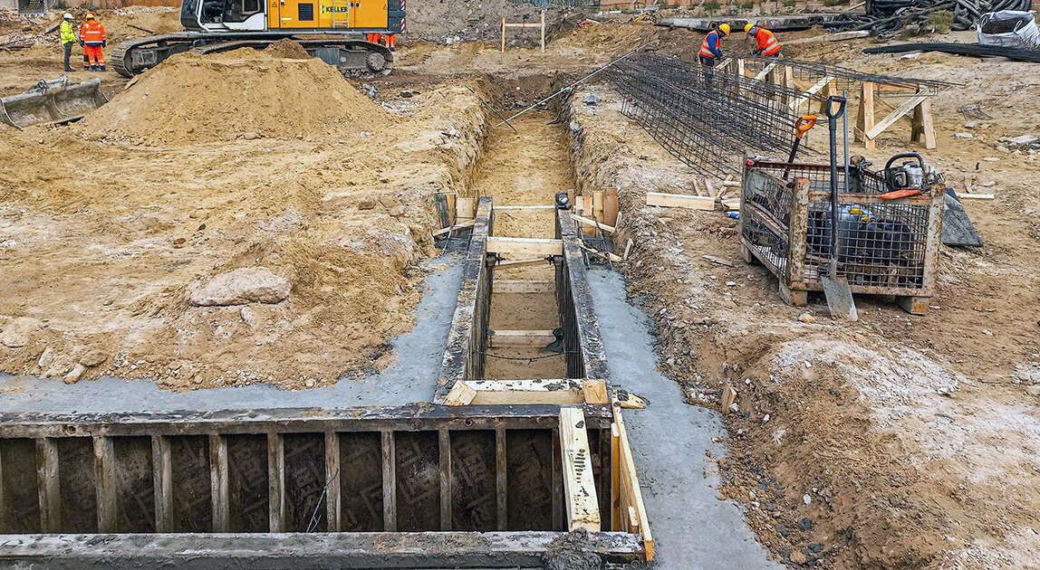 Budowa AFI Tower Towarowa22 – prace ziemne na placu budowy