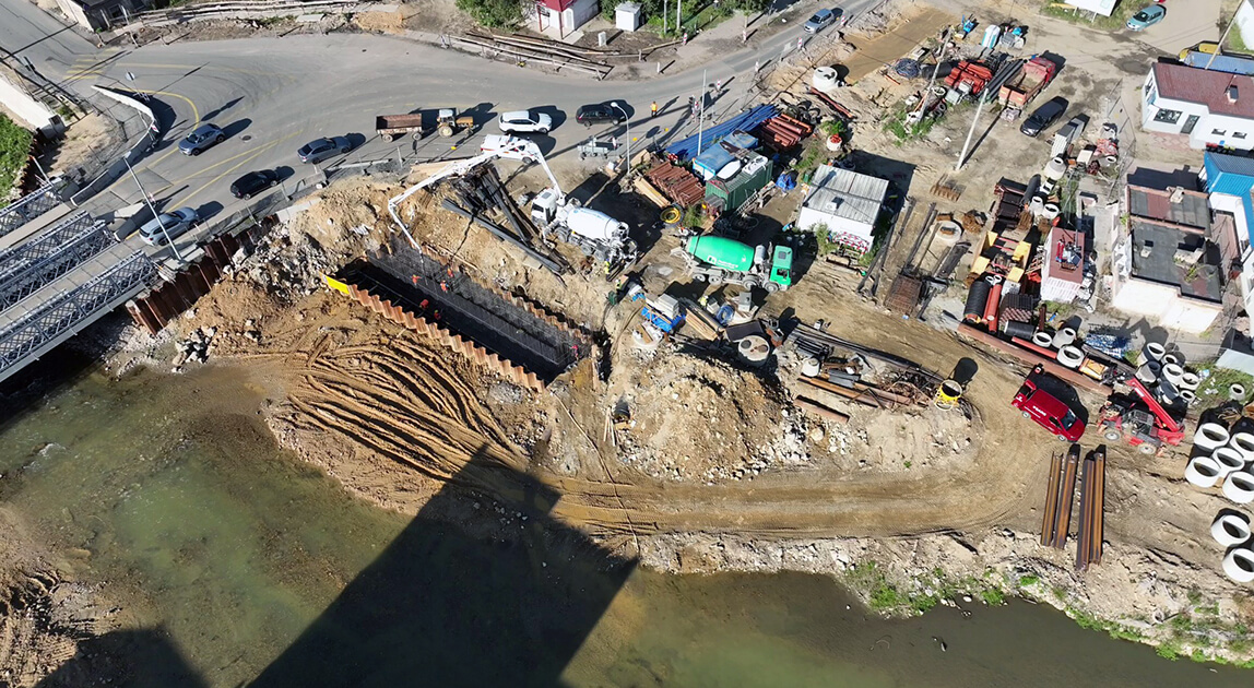 Budowa nowego mostu w Głuchołazach – czas na ustrój nośny nowego mostu