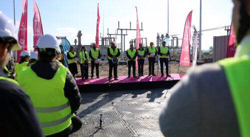 Minister Energii na budowie farmy wiatrowej Miejska Górka