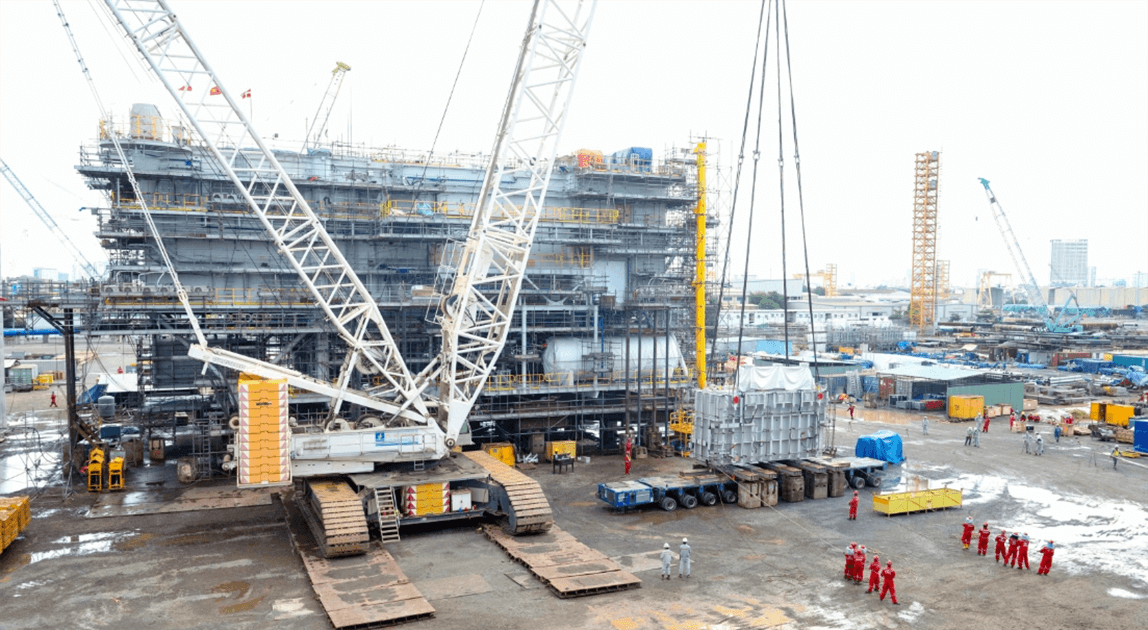 Montaż transformatora na stacji Baltica 2