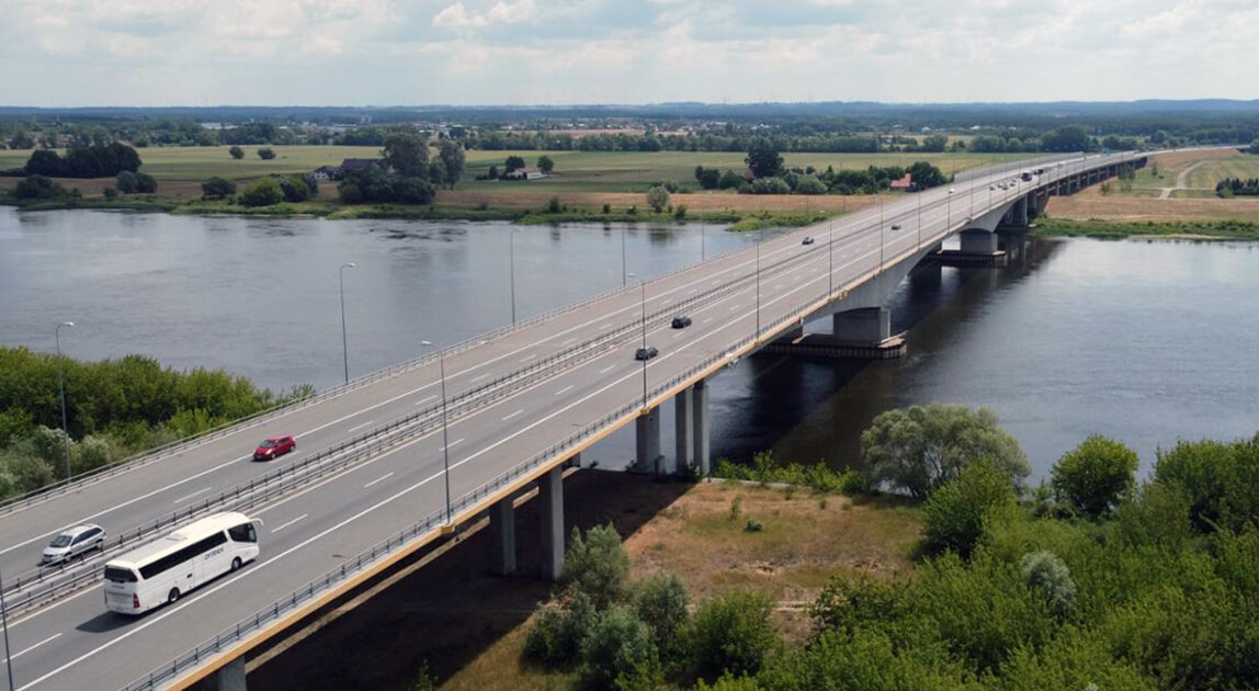 Najdłuższy most drogowy w Polsce – autostrada A1 w Rozgartach