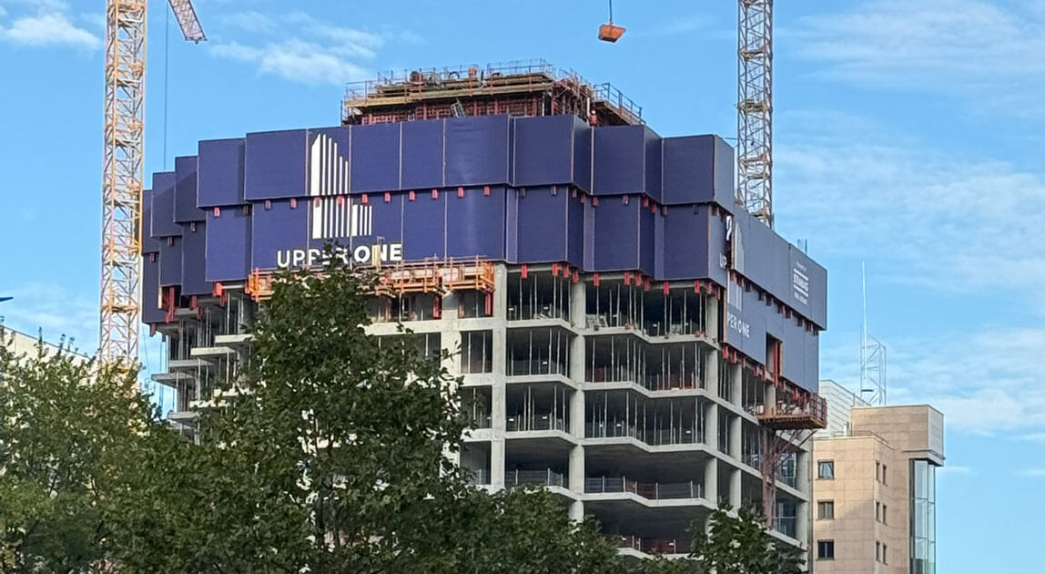 Budowa kompleksu Upper One w Warszawie