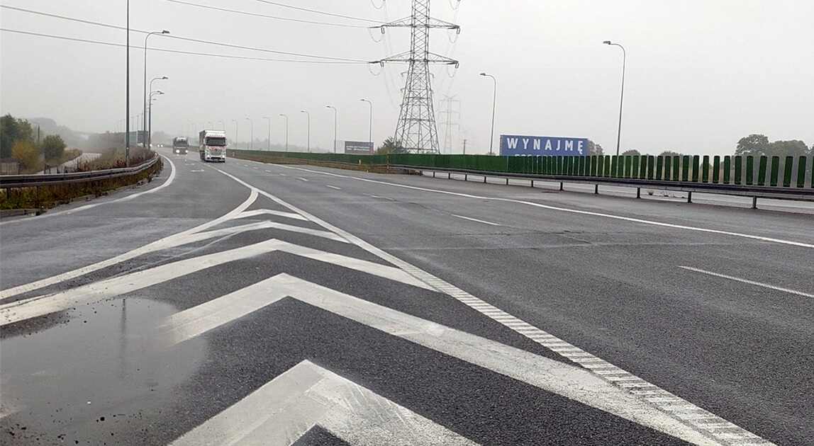 Widok jezdni autostrady A1 przed rozpoczęciem remontu - remont nawierzchni A1 Pyrzowice-Piekary Śląskie