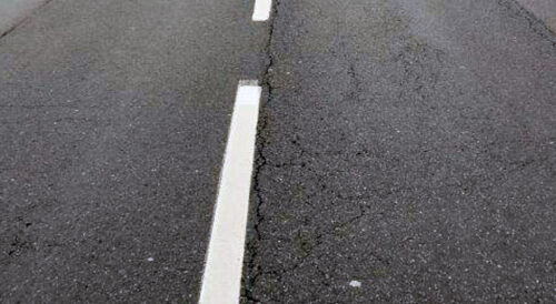 Remont DK5 w Strzegomiu – prace przy frezowaniu nawierzchni