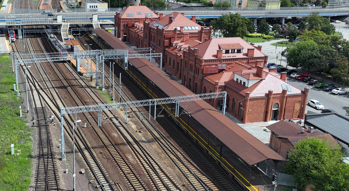 Stacja Skierniewice – nowoczesna informacja pasażerska i windy