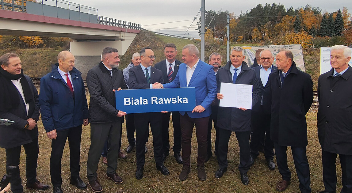 Podpisanie umowy na realizację stacji Biała Rawska