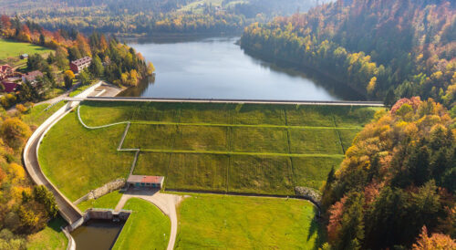 Zbiornik Wisła Czarne z lotu ptaka – modernizacja i retencja