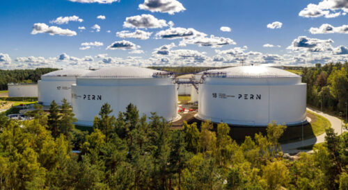 Nowe magazyny paliw PERN w Dębogórzu – widok zbiorników