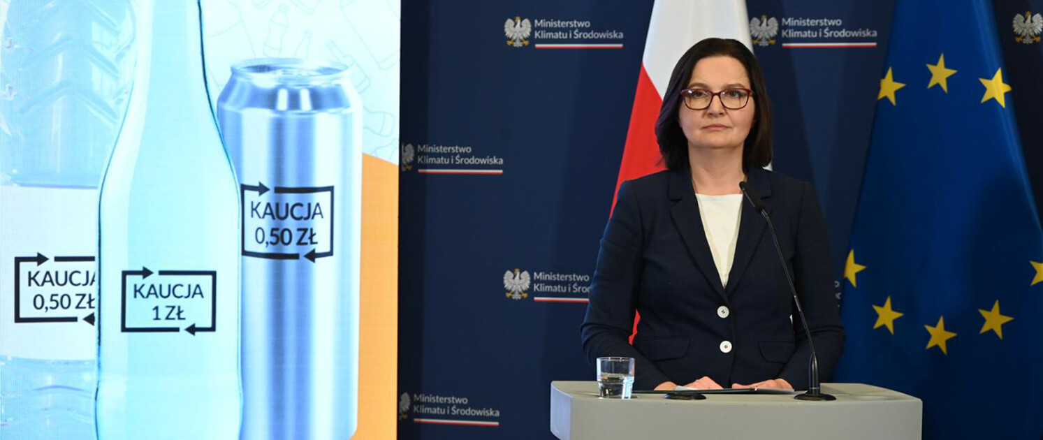Wiceminister Anita Sowińska podczas konferencji o systemie kaucyjnym - system kaucyjny
