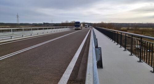 Otwarto most przez Narew w rejonie Wizny