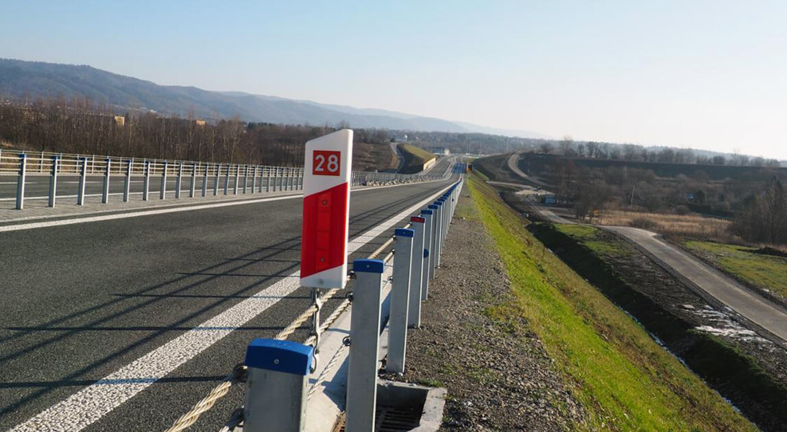 Oferty na projekt rozbudowy DK28 Długie-Sanok