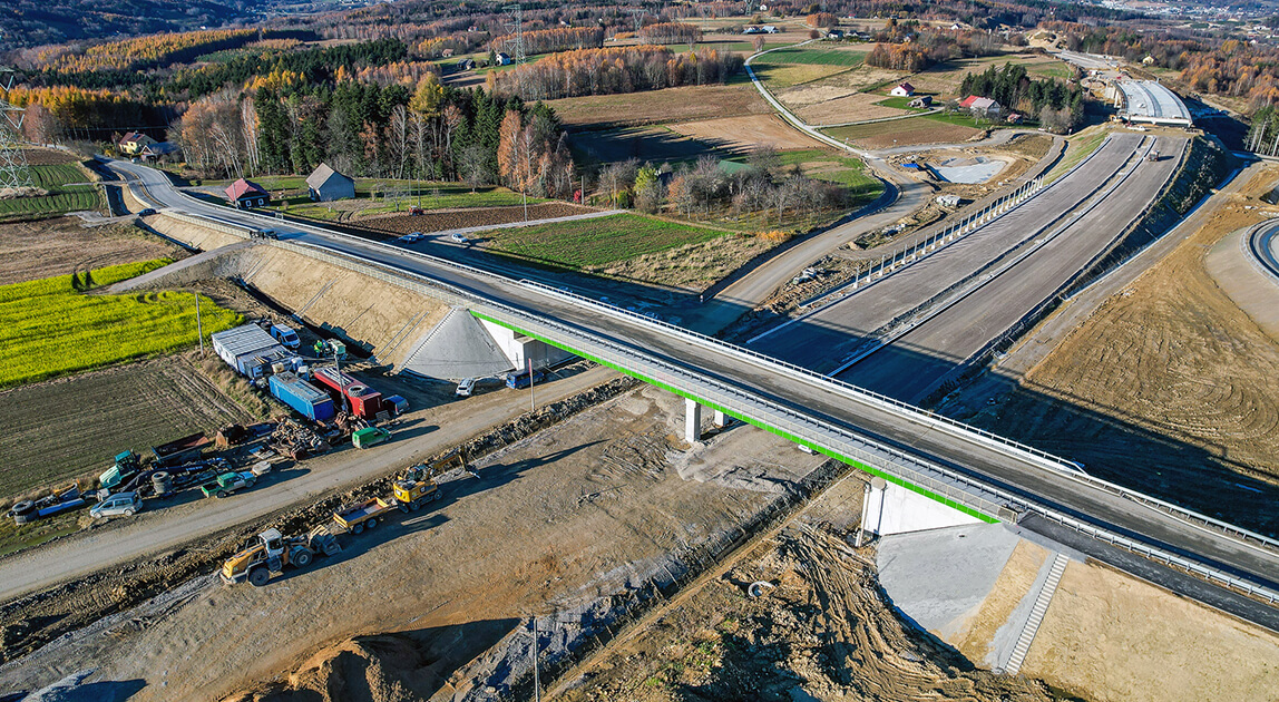 Wiadukt WD-20 – widok obiektu nad drogą ekspresową S19 Babica – Jawornik