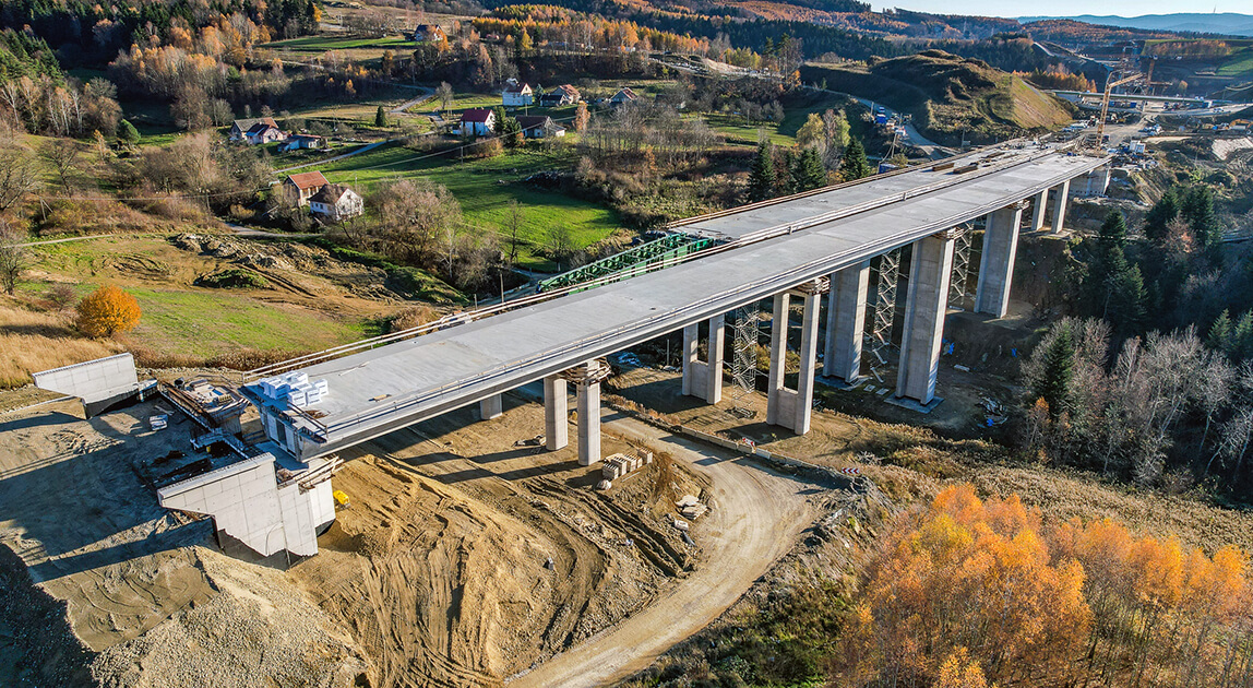 Estakada ES-22 S19 na odcinku Babica–Jawornik – zakończono ustrój nośny estakady ES-22