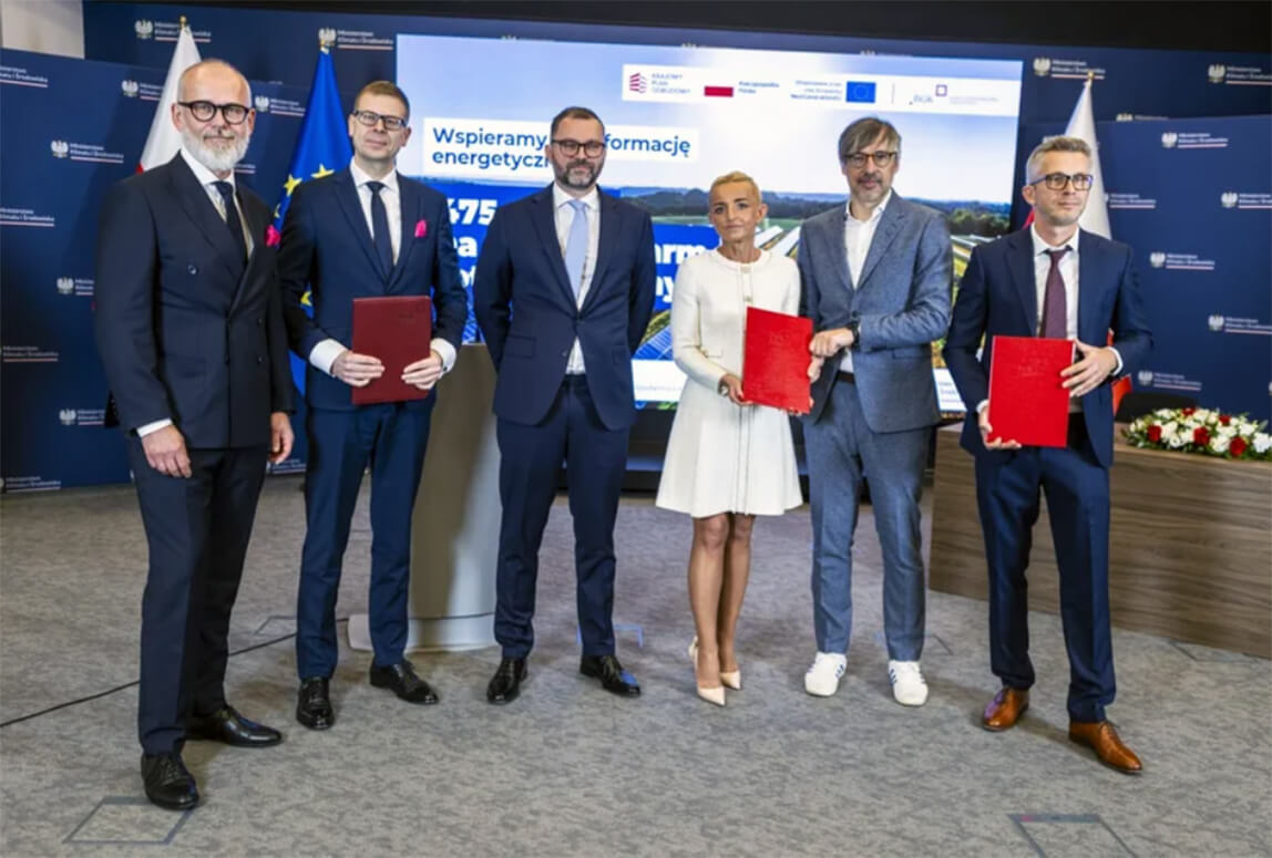 Budowa farm fotowoltaicznych z KPO – podpisanie umów o dofinansowanie