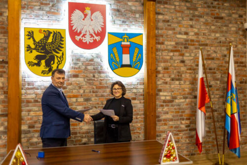 Nowa droga do plaży w Choczewie – podpisanie porozumienia przez PEJ i Gminę Choczewo