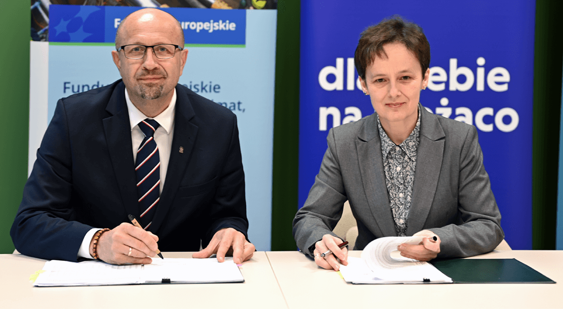 Podpisanie umowy na rozwój systemu kanalizacji w Warszawie