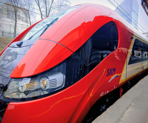 Odnowiony elf SKM po remoncie – remont pociągów SKM