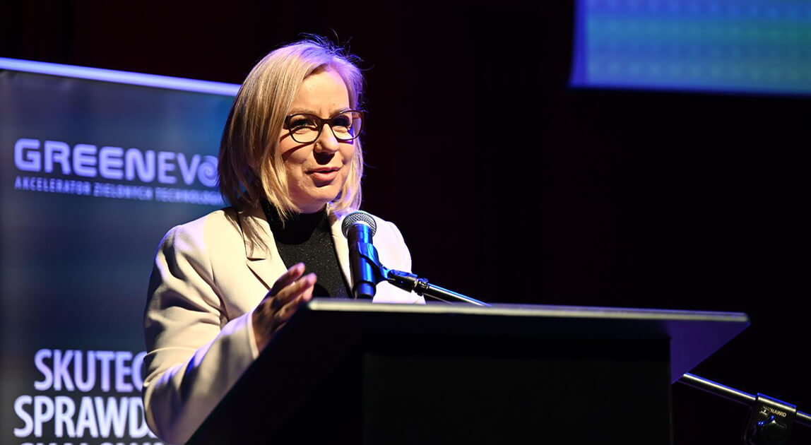 Konferencja Smart Komunal poświęcona Smart City i samorządom - ministra klimatu i środowiska Paulina Hennig-Kloska