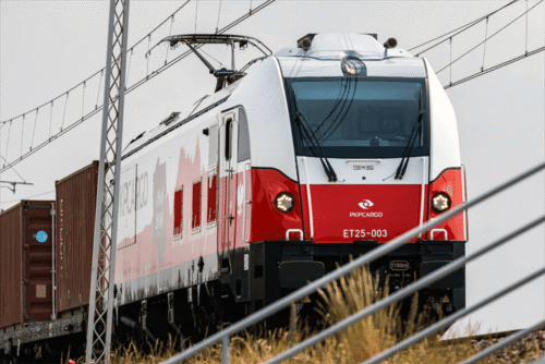 Udział PKP CARGO w rynku kolejowym – pociąg towarowy PKP Cargo