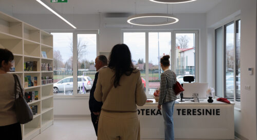 Otwarcie Gminnej Biblioteki Publicznej w Teresinie – nowy budynek sfinansowany z Programu Społeczno-Gospodarczego CPK