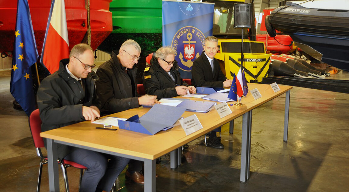 Zakup pogłębiarki dla torów Świnoujście – Szczecin – podpisanie umowy