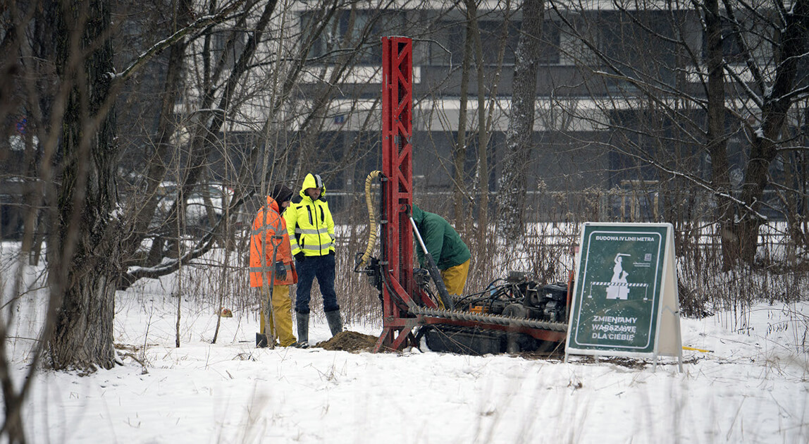 Wiercenia geologiczne na linii metra M4 – odwierty badawcze w Warszawie