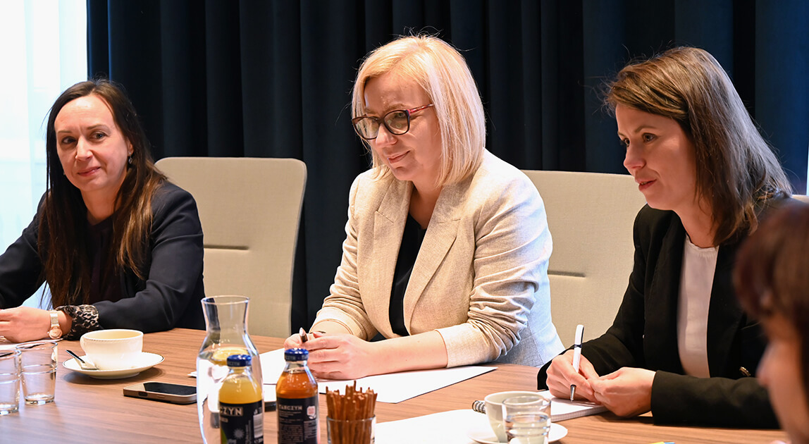 Spotkanie przedstawicielek Polski i Hiszpanii dotyczące współpracy klimatycznej i energetycznej