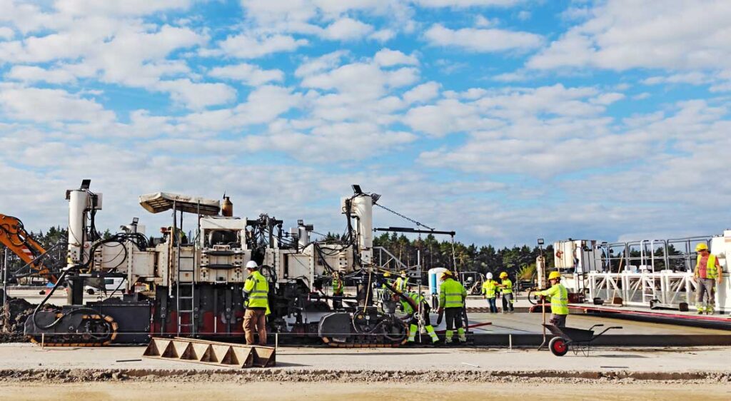 Układanie maszynowe betonu maszyną Wirtgen SP 1500