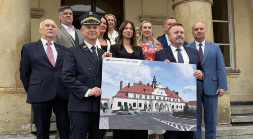 Podpisano aneks do porozumienia dotyczącego współpracy przy przebudowie dworca kolejowego w Żyrardowie