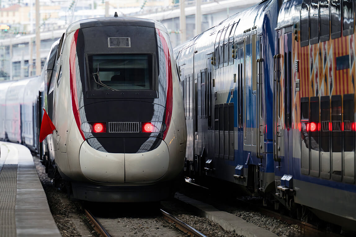 Port Polska.KDP kupi pociągi dla CPK. Przetargi jeszcze w 2026 r., pociągi w Nicei