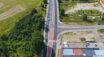 Widok z lotu ptaka na przebudowane skrzyżowanie drogi wojewódzkiej nr 178 z drogą gminną w Trzciance.