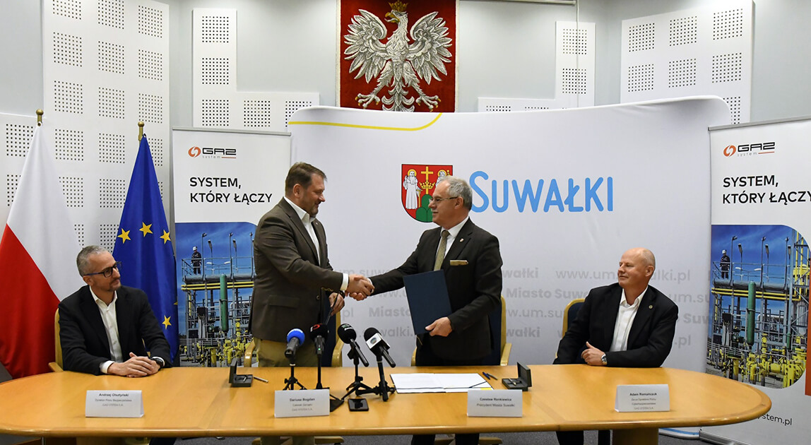 Podpisanie porozumienia między GAZ-SYSTEM a władzami Suwałk w sprawie współpracy dotyczącej cyberbezpieczeństwa.