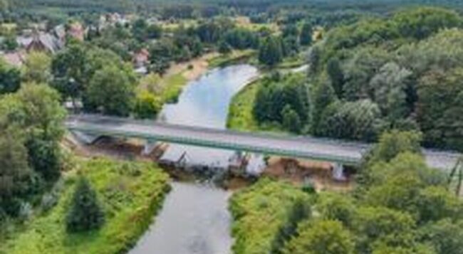 Wyremontowany most na Warcie w Krzeczowie w ciągu DW486