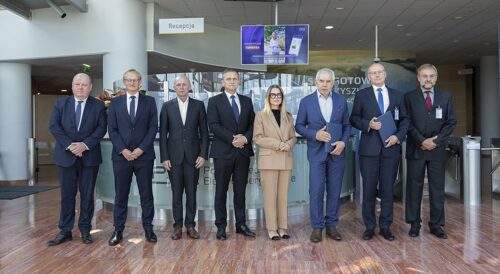 Przedstawiciele PSE i ZPrAE zaangażowani w projekt cyfrowej stacji Piaseczno