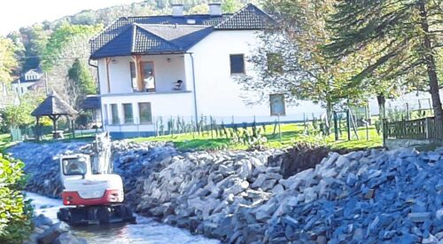 Odbudowa brzegów Złotego Potoku w gminach Głuchołazy i Prudnik