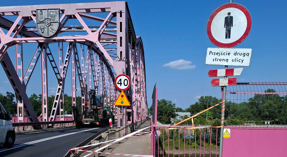 Sterowanie ruchem na Moście Tolerancji podczas remontu dylatacji