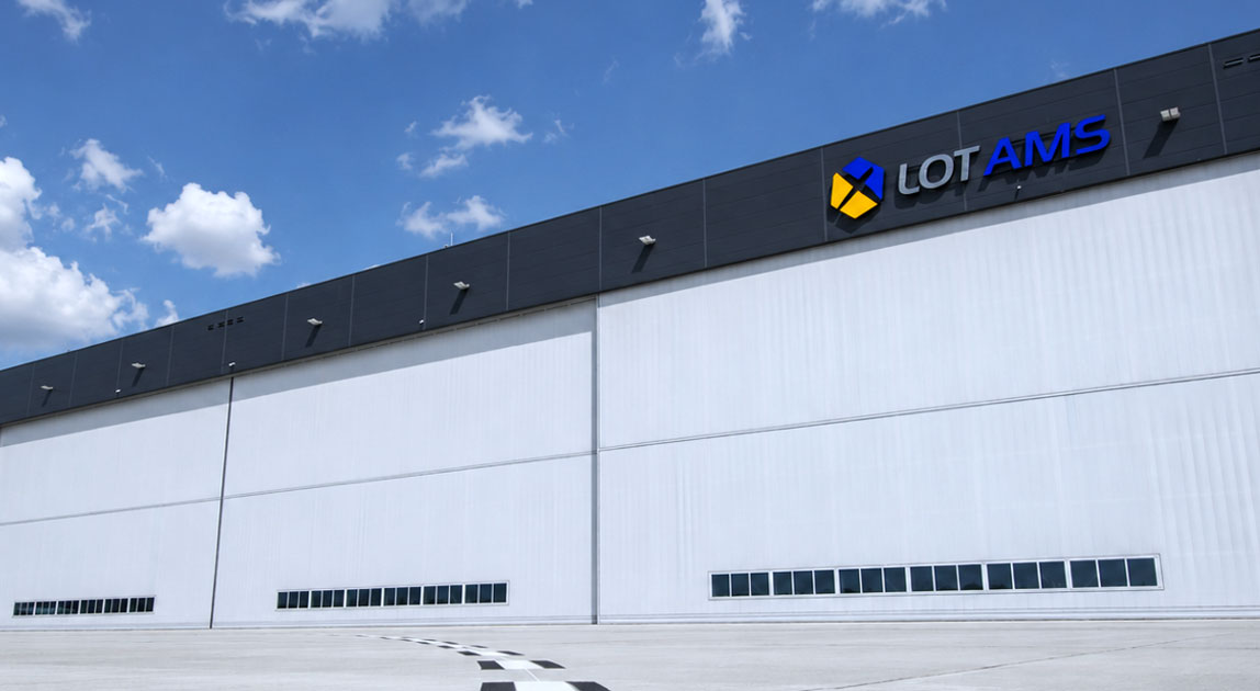 Nowa baza hangarowa LOTAMS na lotnisku Rzeszów-Jasionka